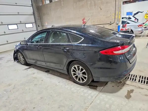 3FA6P0H77HR393875 2017 FORD FUSION - Image 2