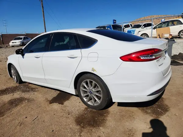 3FA6P0H77HR397702 2017 FORD FUSION - Image 2