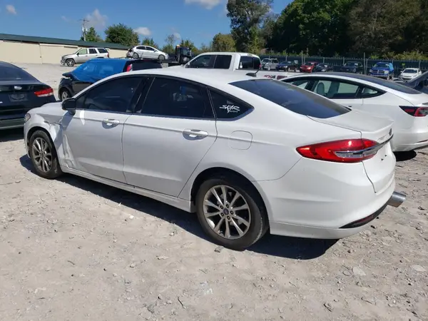 3FA6P0H77HR402297 2017 FORD FUSION - Image 2