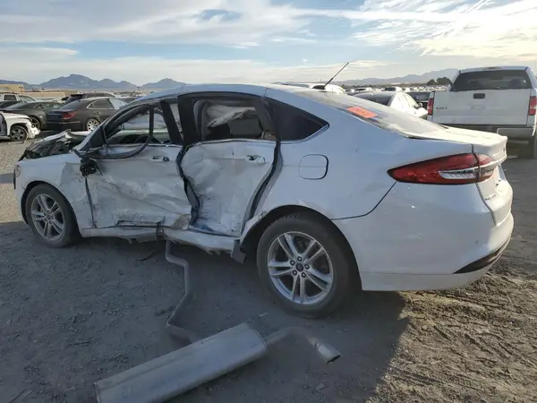 3FA6P0H77JR103673 2018 FORD FUSION - Image 2