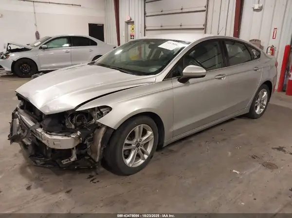 3FA6P0H77JR107898 2018 FORD FUSION - Image 2