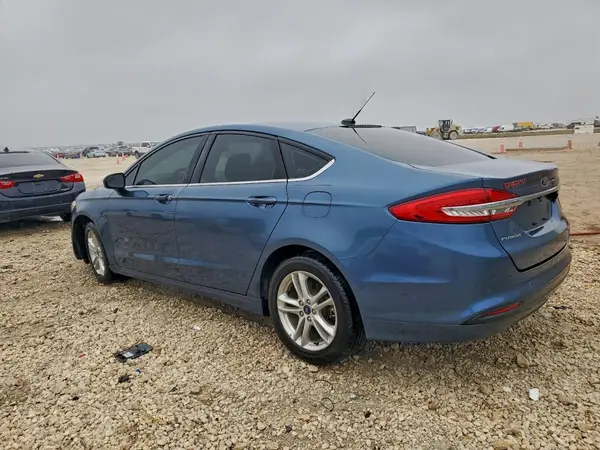 3FA6P0H77JR143185 2018 FORD FUSION - Image 2
