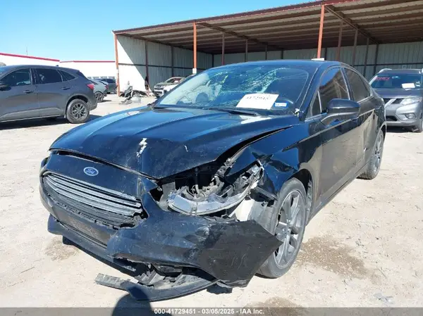 3FA6P0H77JR180057 2018 FORD FUSION - Image 2