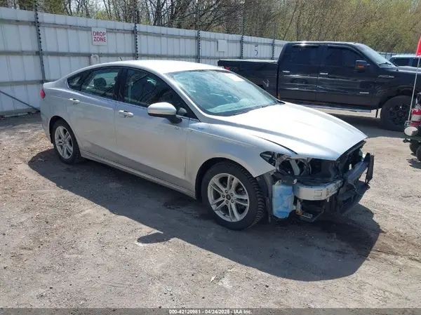 3FA6P0H77JR226390 2018 FORD FUSION - Image 1