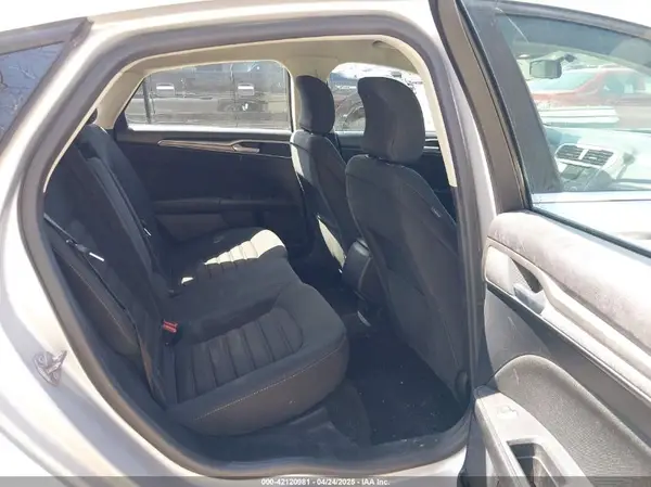 3FA6P0H77JR226390 2018 FORD FUSION - Image 8