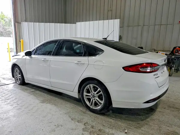 3FA6P0H77JR271782 2018 FORD FUSION - Image 2