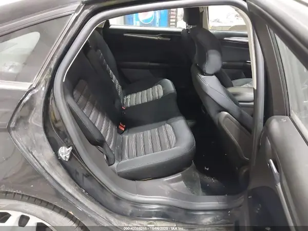 3FA6P0H78GR105957 2016 FORD FUSION - Image 8