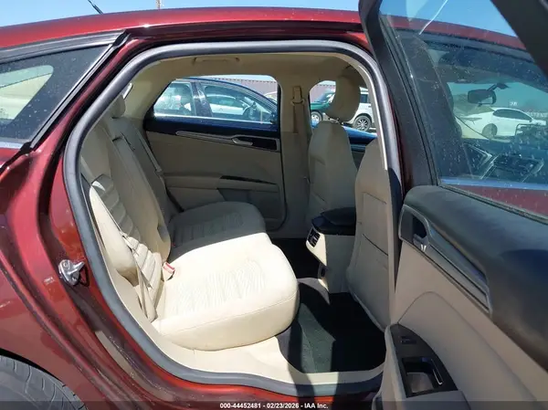 3FA6P0H78GR195546 2016 FORD FUSION - Image 8