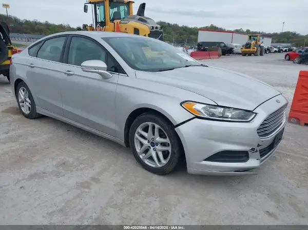 3FA6P0H78GR333795 2016 FORD FUSION - Image 1