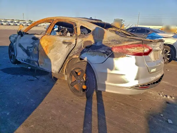 3FA6P0H78GR351326 2016 FORD FUSION - Image 2