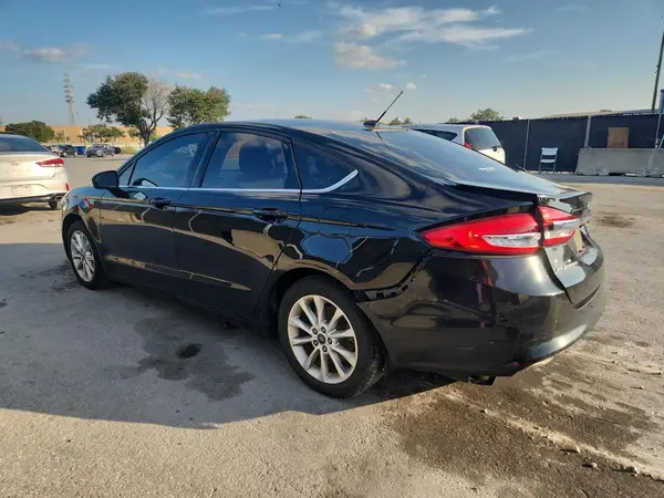 3FA6P0H78HR107953 2017 FORD FUSION - Image 2