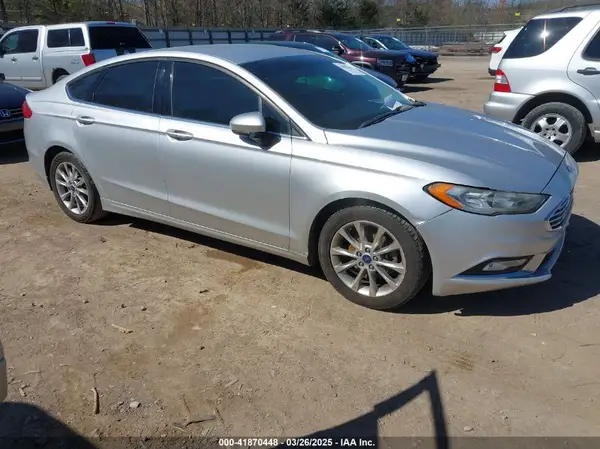 3FA6P0H78HR117821 2017 FORD FUSION - Image 1