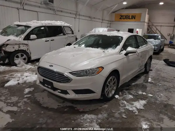 3FA6P0H78HR134733 2017 FORD FUSION - Image 2