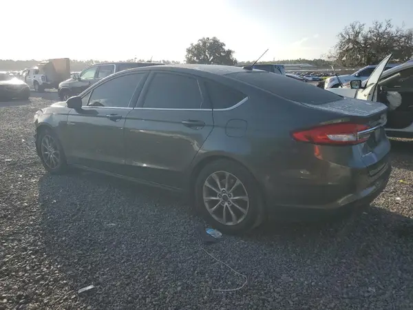 3FA6P0H78HR153556 2017 FORD FUSION - Image 2
