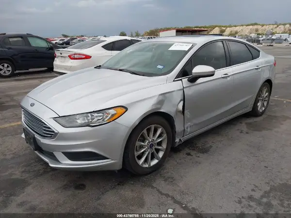 3FA6P0H78HR171605 2017 FORD FUSION - Image 2