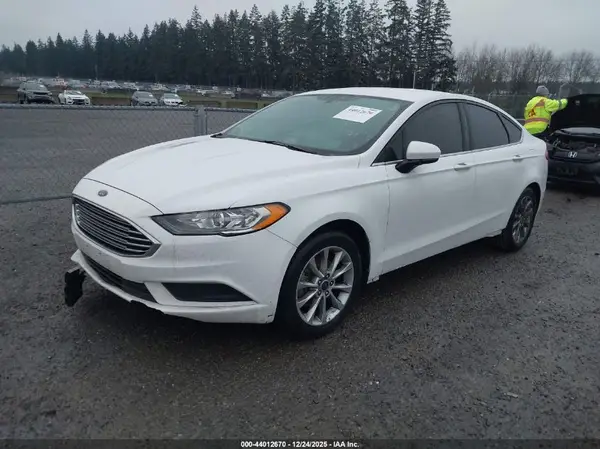 3FA6P0H78HR181874 2017 FORD FUSION - Image 2
