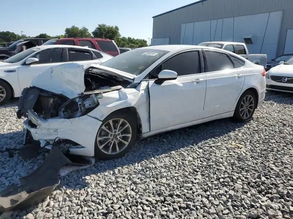 3FA6P0H78HR212542 2017 FORD FUSION - Image 1