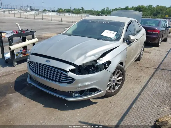 3FA6P0H78HR226392 2017 FORD FUSION - Image 2