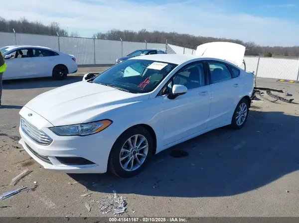 3FA6P0H78HR237019 2017 FORD FUSION - Image 2