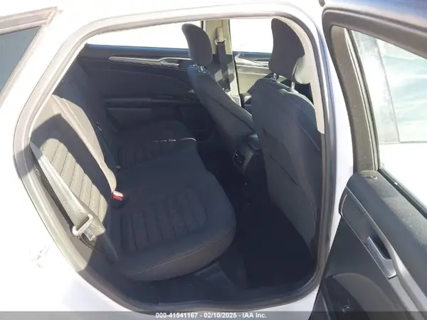 3FA6P0H78HR237019 2017 FORD FUSION - Image 8