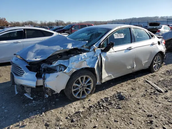3FA6P0H78HR271672 2017 FORD FUSION - Image 1