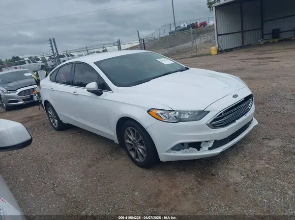 3FA6P0H78HR278900 2017 FORD FUSION - Image 1
