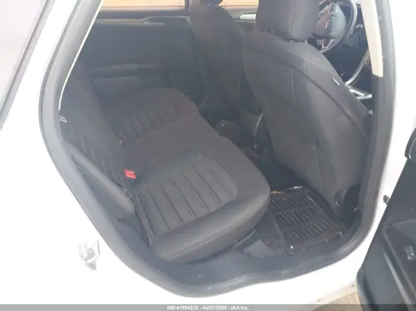 3FA6P0H78HR278900 2017 FORD FUSION - Image 8
