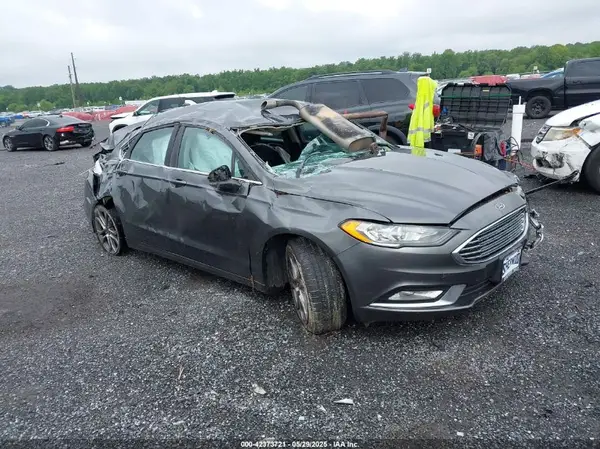 3FA6P0H78HR282249 2017 FORD FUSION - Image 1