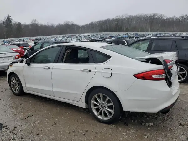 3FA6P0H78HR296409 2017 FORD FUSION - Image 2