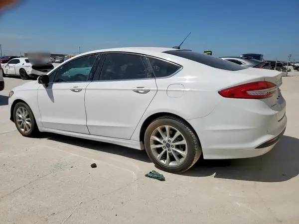 3FA6P0H78HR300765 2017 FORD FUSION - Image 2