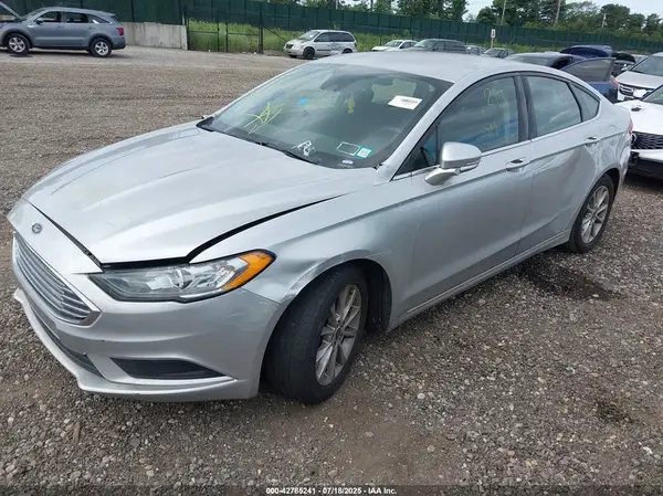 3FA6P0H78HR319557 2017 FORD FUSION - Image 2