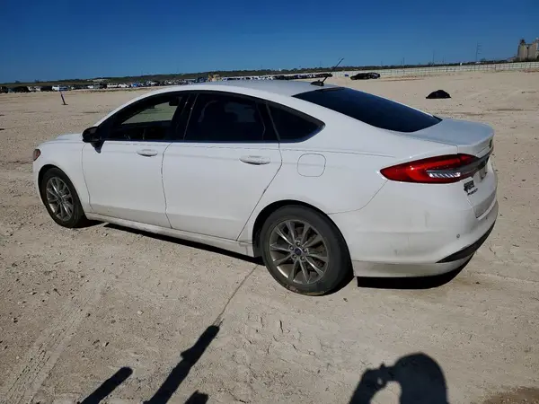 3FA6P0H78HR349870 2017 FORD FUSION - Image 2