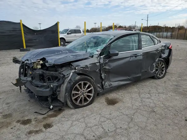3FA6P0H78HR358214 2017 FORD FUSION - Image 1