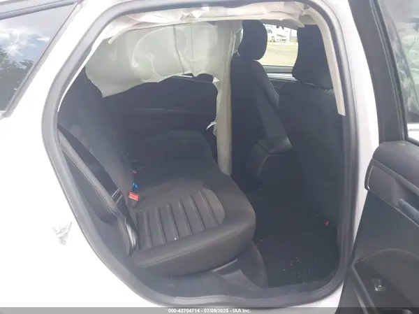 3FA6P0H78HR383372 2017 FORD FUSION - Image 8