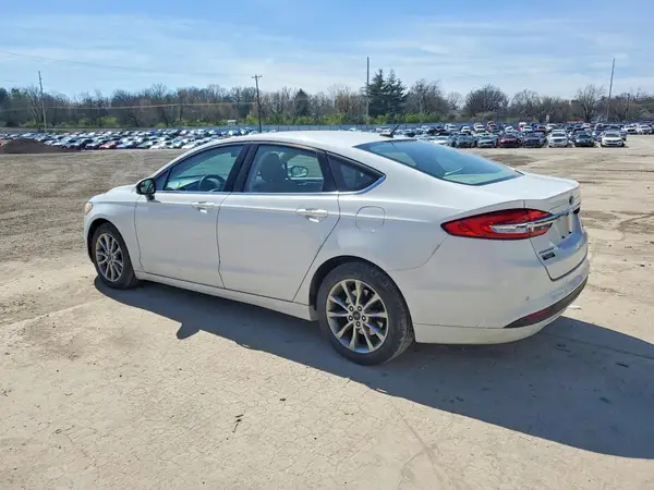 3FA6P0H78HR393125 2017 FORD FUSION - Image 2