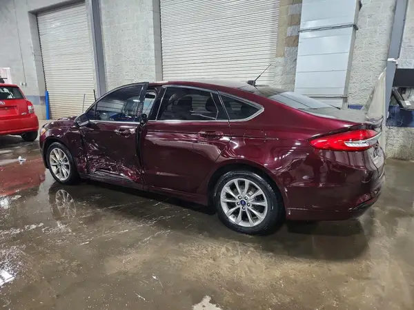 3FA6P0H78HR413602 2017 FORD FUSION - Image 2
