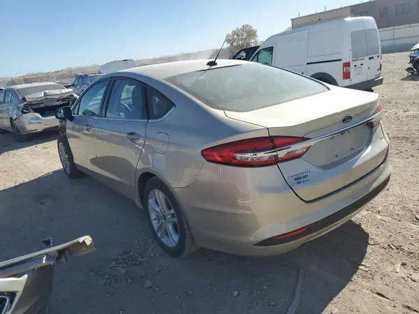 3FA6P0H78HR413650 2017 FORD FUSION - Image 2