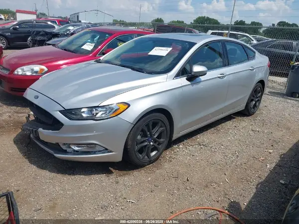 3FA6P0H78JR114147 2018 FORD FUSION - Image 2