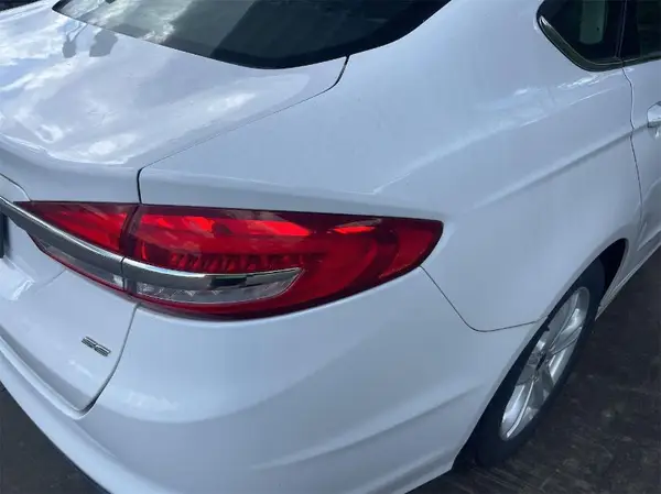 3FA6P0H78JR140568 2018 FORD FUSION - Image 2