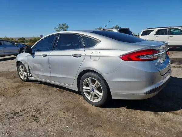 3FA6P0H78JR151697 2018 FORD FUSION - Image 2