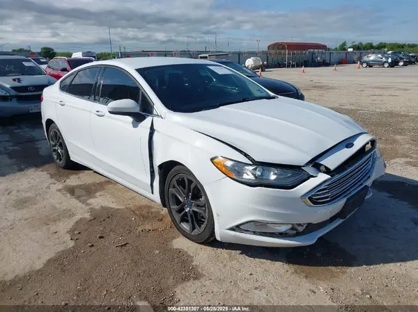 3FA6P0H78JR161095 2018 FORD FUSION - Image 1
