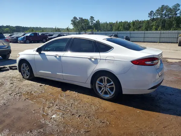 3FA6P0H78JR174977 2018 FORD FUSION - Image 2