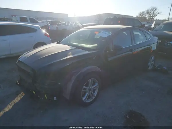 3FA6P0H78JR195621 2018 FORD FUSION - Image 2