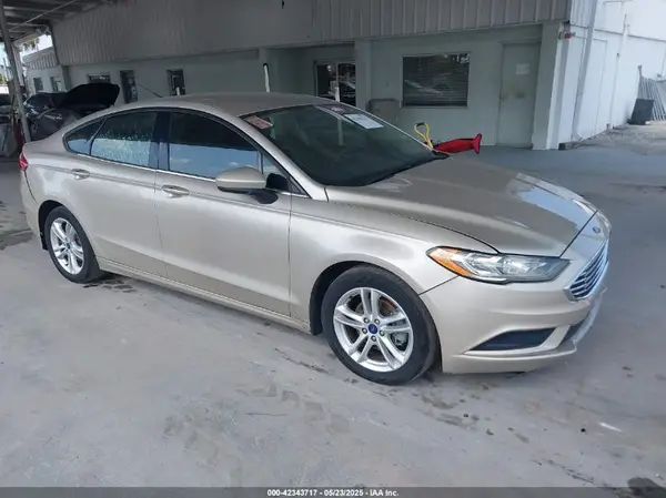 3FA6P0H78JR254229 2018 FORD FUSION - Image 1