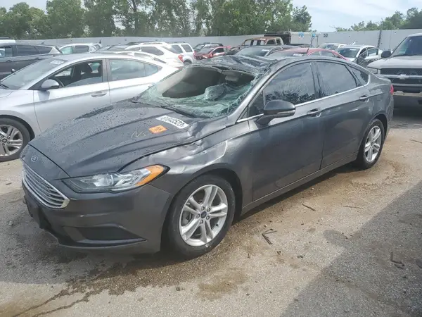 3FA6P0H78JR261102 2018 FORD FUSION - Image 1