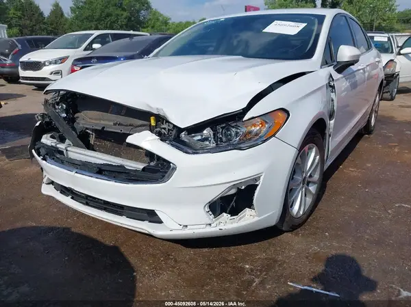 3FA6P0H78KR210118 2019 FORD FUSION - Image 2