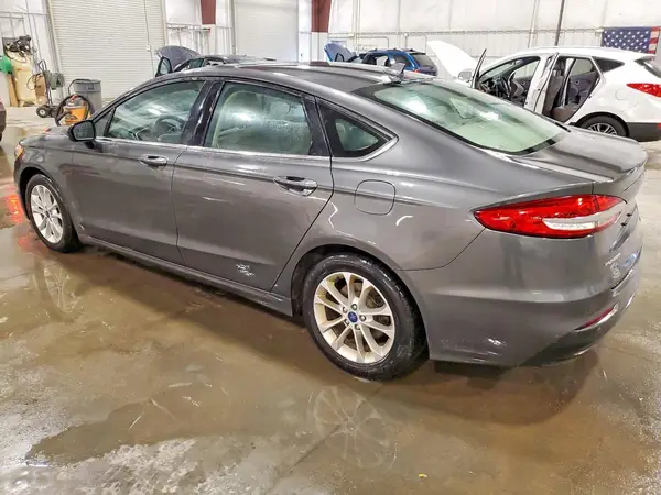 3FA6P0H78KR265362 2019 FORD FUSION - Image 2