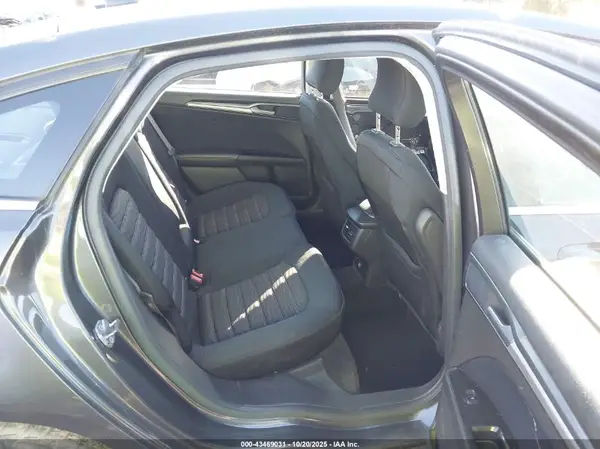 3FA6P0H79GR101061 2016 FORD FUSION - Image 8