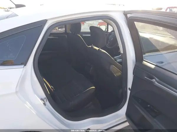 3FA6P0H79GR256290 2016 FORD FUSION - Image 8