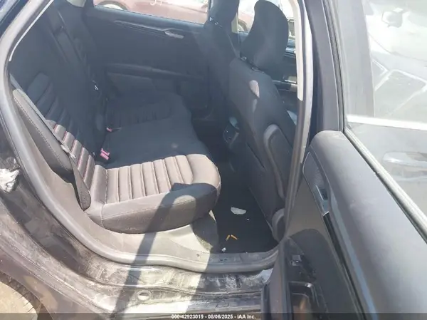 3FA6P0H79GR301406 2016 FORD FUSION - Image 8